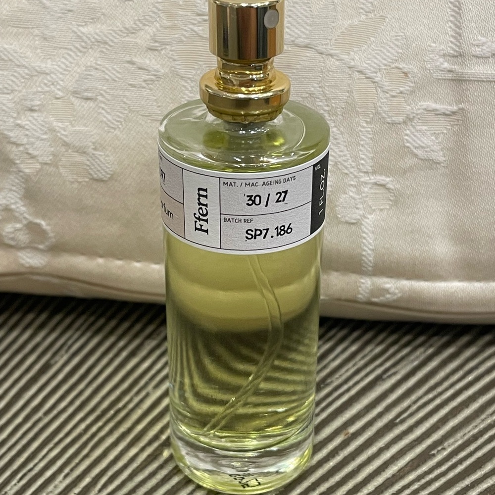 Collector’s Edition Spring 2025 Perfume – Subscription-Only, Complete Set - Picture 6 of 9